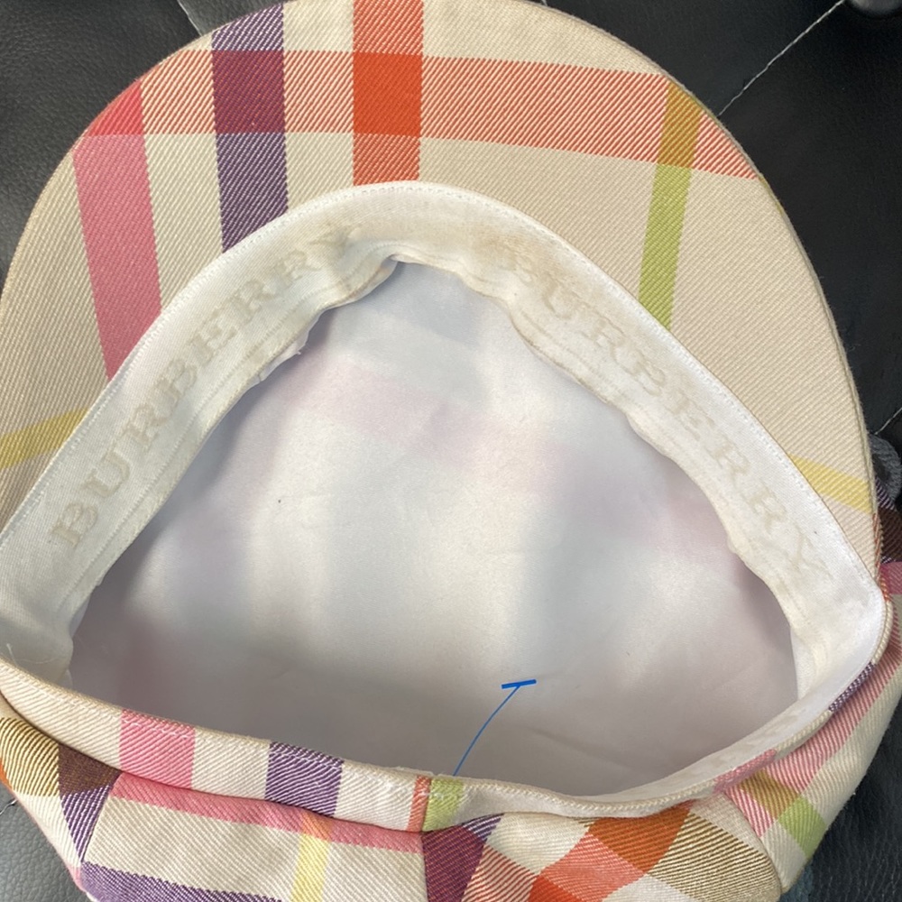 Burberry Checked Flat Cap - image 5